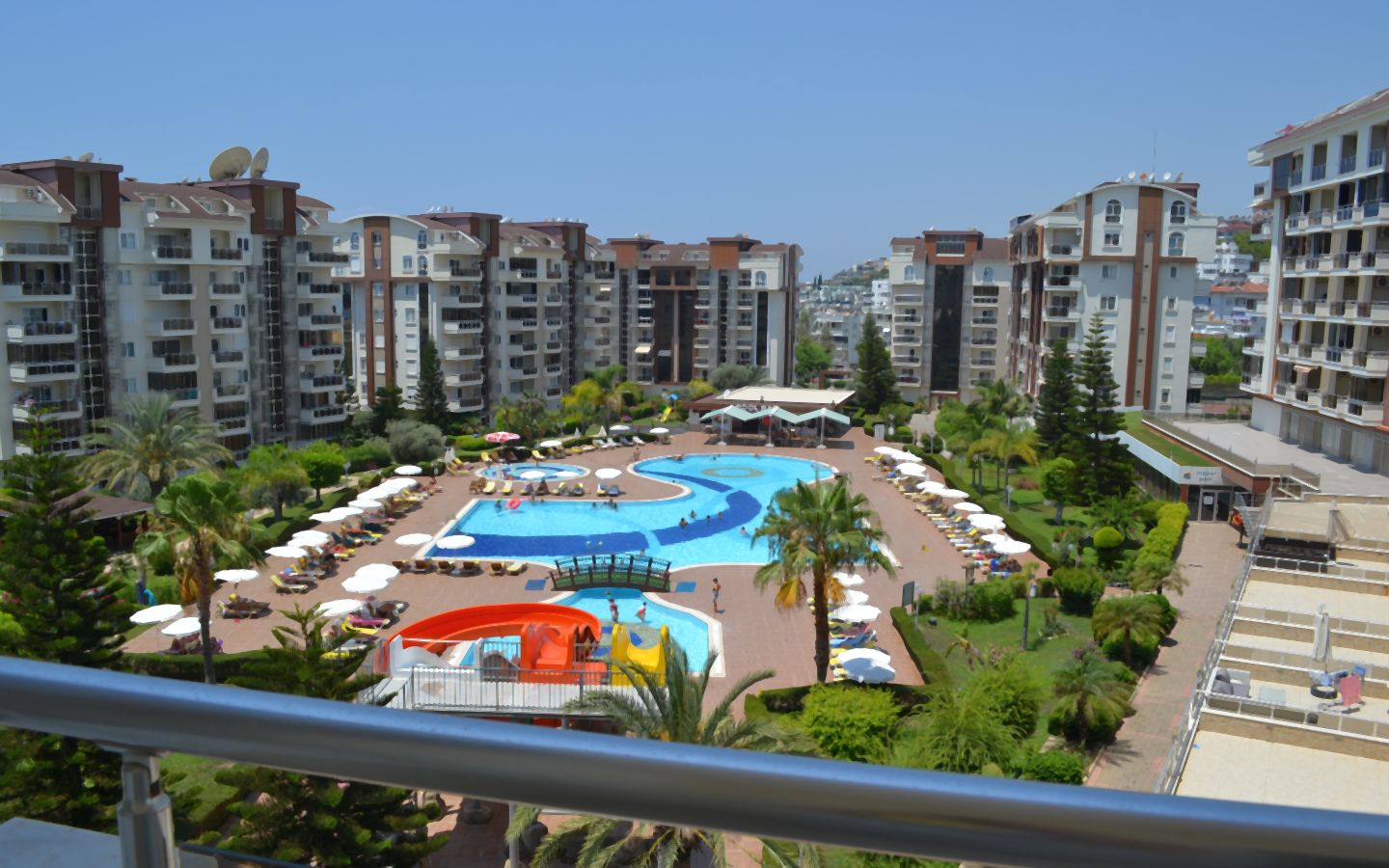 Spacious 3-Bedroom Apartment in Avsallar