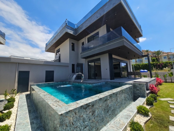 Luxury Sea View Villa for Sale in Alanya Kargıcak
