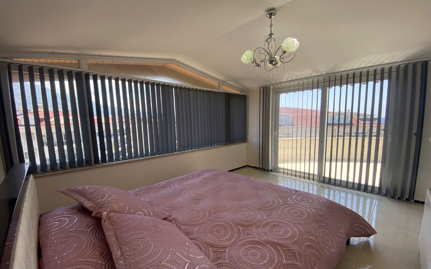 ideal-estates-property-apartment-penthouse-for-sale-in-Alanya-Kestel-myytävä-kiinteistö-huoneisto-kattohuoneisto-asunto-Alanya-Kestel025